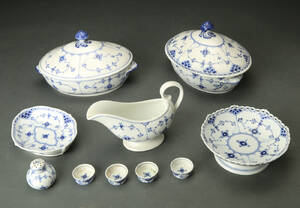 Royal Copenhagen. Diverse dele musselmalet 12 