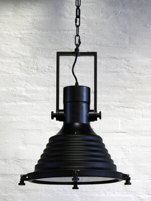 Pendel, sort, industrielt design. Denne vare er sat til omsalg under nyt varenummer 5079457