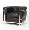 Le Corbusier. Lænestol model LC2, brun læder Denne vare er sat til omsalg under nyt varenummer 4461158