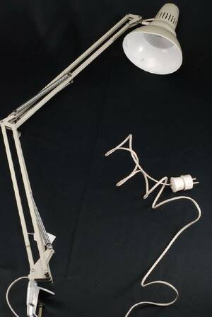 LUXO SKRIVBORDSLAMPA