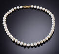 Halskæde af ferskvands kulturperler og guld