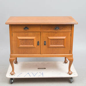 SKÅP, tidigt 1900-tal.