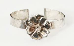 Armring i sterlingsilver, Peter von Post, 1974