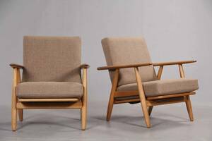 Hans J. Wegner par lænestole i eg model Ge-240 2