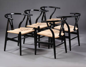Hans J. Wegner. Sæt på fem Y - stole, model CH-24 5