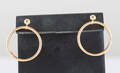 Round earrings in 14k