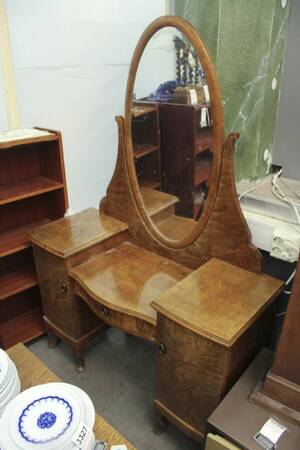 Toilettebyrå, 20-tal