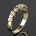Ring i 14 kt. guld med brillanter