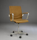 Arne Jacobsen. Oxford kontorstol, model 3291 