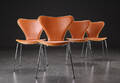 Arne Jacobsen. Fire syverstole model 3107, cognacfarvet læder og bøg 4