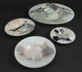 Samling fade af farvet glas. 4