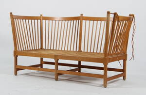 Børge Mogensen for Fritz Hansen. Tremmesofa, model 1789 af bøgetræ