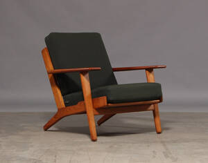 Hans J. Wegner, lænestol af teaktræ, model GE290 Denne vare er sat til omsalg under nyt varenummer 4450097