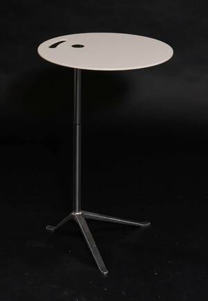 Kasper Salto for Fritz Hansen.Bord Little Friend , model KS11