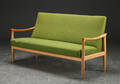 Tre-personers sofa med stel af eg. Fritz Hansen, 1960erne