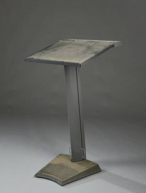 Talerstol af pulverlakeret metal