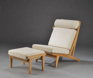 Hans J. Wegner. Lænestol med justerbar ryg samt fodskammel 2