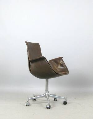 J. Kastholm  P. Fabricius, Stuhl Modell Tulip FK 6726 für Kill International Diese Ware steht erneut zur Auktion unter der Warennummer rnrn4086155