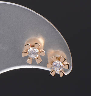 Aagaard. Brillant ørestikker, ca. 0.30 ct.