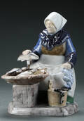 Bing  Grøndahl. Figur fiskerkone nr. 2233, 1. sort. 