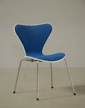 Arne Jacobsen Syverstol, model 3107, med forsidepolster i uld