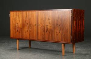 Aage Hundevad. Skænk af palisander 