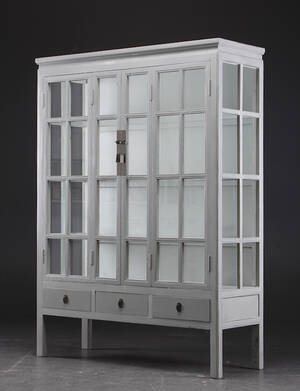 Vitrineskab, grå antikbemaling