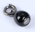 Ole Lynggaard. Sweet Drops-charm i sterlingsølv med onyx og brillant