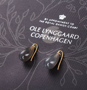 Ole Lynggaard. Et par vedhæng til øreringe med månesten. 2 Denne vare er sat til omsalg under nyt varenummer 4639061