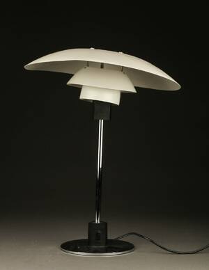Poul Henningsen. Bordlampe, model PH 43