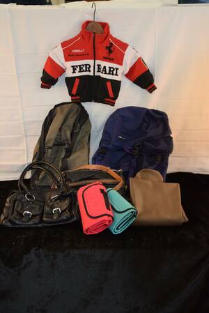 Ferrari barnjacka, picknickfiltar mm