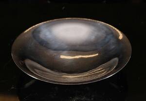 Harald Nielsen for Georg Jensen. Fad af sterlingsølv, dessin nr. 620 E