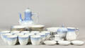 Bing  Grøndahl. Mågestellet, kaffeservice af porcelæn med guldkant 38