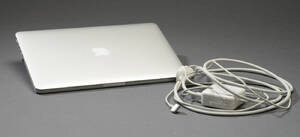 6338 - Macbook Pro, model A1502, uden harddisk