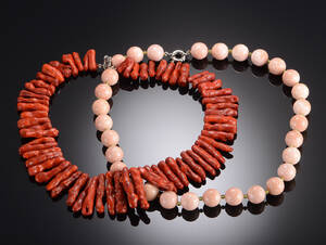 To halskæder af koral 2