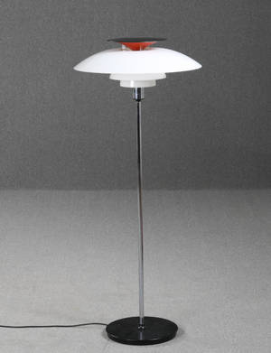 Poul Henningsen 1897-1967. PH80 standerlampe