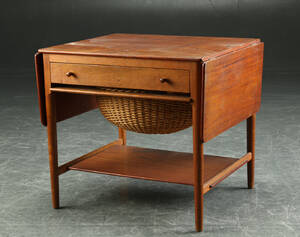 Hans J. Wegner sybord AT-33 