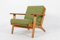 Hans J. Wegner. Lænestol af egetræ, model GE-290 