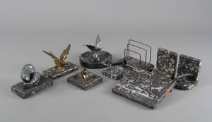 Skrivebordgarniture 9 Denne auktion er annulleret - se nu vare 1934778