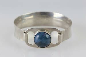 ARMRING med blå sten, silver, Fagersta, 1972