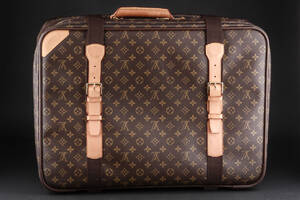 Louis Vuitton. Kuffert. Monogram canvas. Model Satelite 60 Denne vare er sat til omsalg under nyt varenummer 4059584