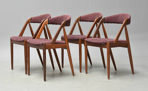 Kai Kristiansen. Et sæt på fire stole af teak. 4