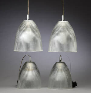 Fire pendler af kanneleret glas 4