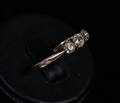 Ring, 14K guld, 3 stycken diamanter, ca. 0.50 ct, 1900-talets första del, vikt 1,6 g Denna vara har satts till omförsäljning under nytt varunummer4091431