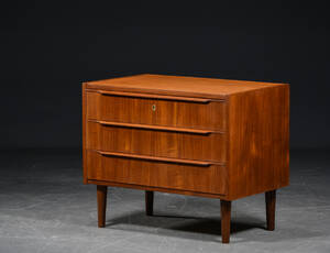 Kommode af teak