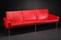 Hans J. Wegner. Tre-pers. sofa, model 343 Lufhavnssofa