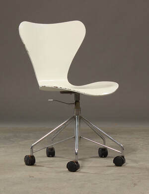 Arne Jacobsen. Kontorstol, model 3117   Denne vare er sat til omsalg under nyt varenummer 4262785