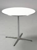 Arne Jacobsen. Cirkulært cafébord  køkkenbord