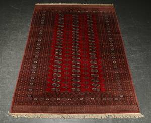 Pakistansk tæppe,  300x187 cm.