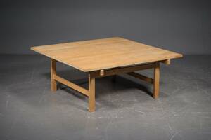 Hans J. Wegner, sofabord af eg, Andreas Tuck 